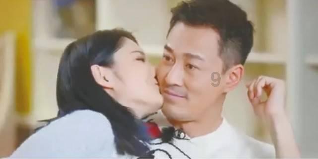 逃离世界杯现场
